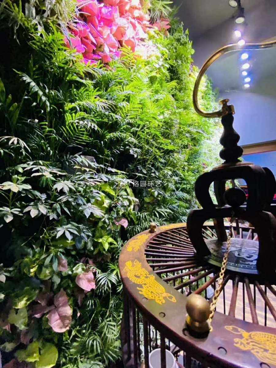中式風格室內(nèi)植物墻