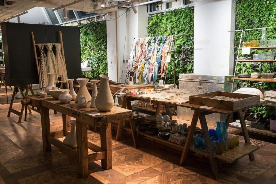 商店室內(nèi)植物墻